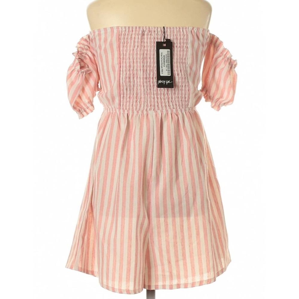 Nasty Gal Stripe Tie Front Romper Pink Striped NEW - Picture 4 of 8